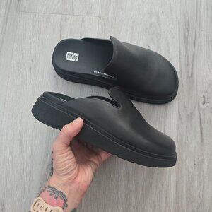 FitFlop | Gen-FF black monochrome leather minimalist clog mules shoes | WMS 6